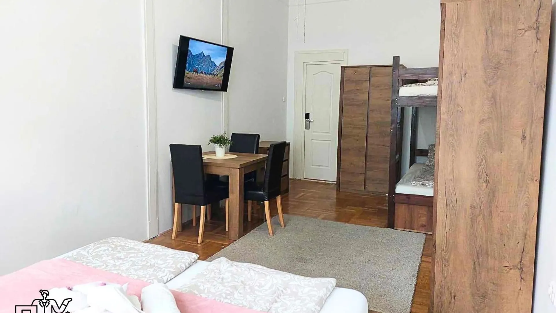 Black Sheep Budapest Smart Rooms 0*,