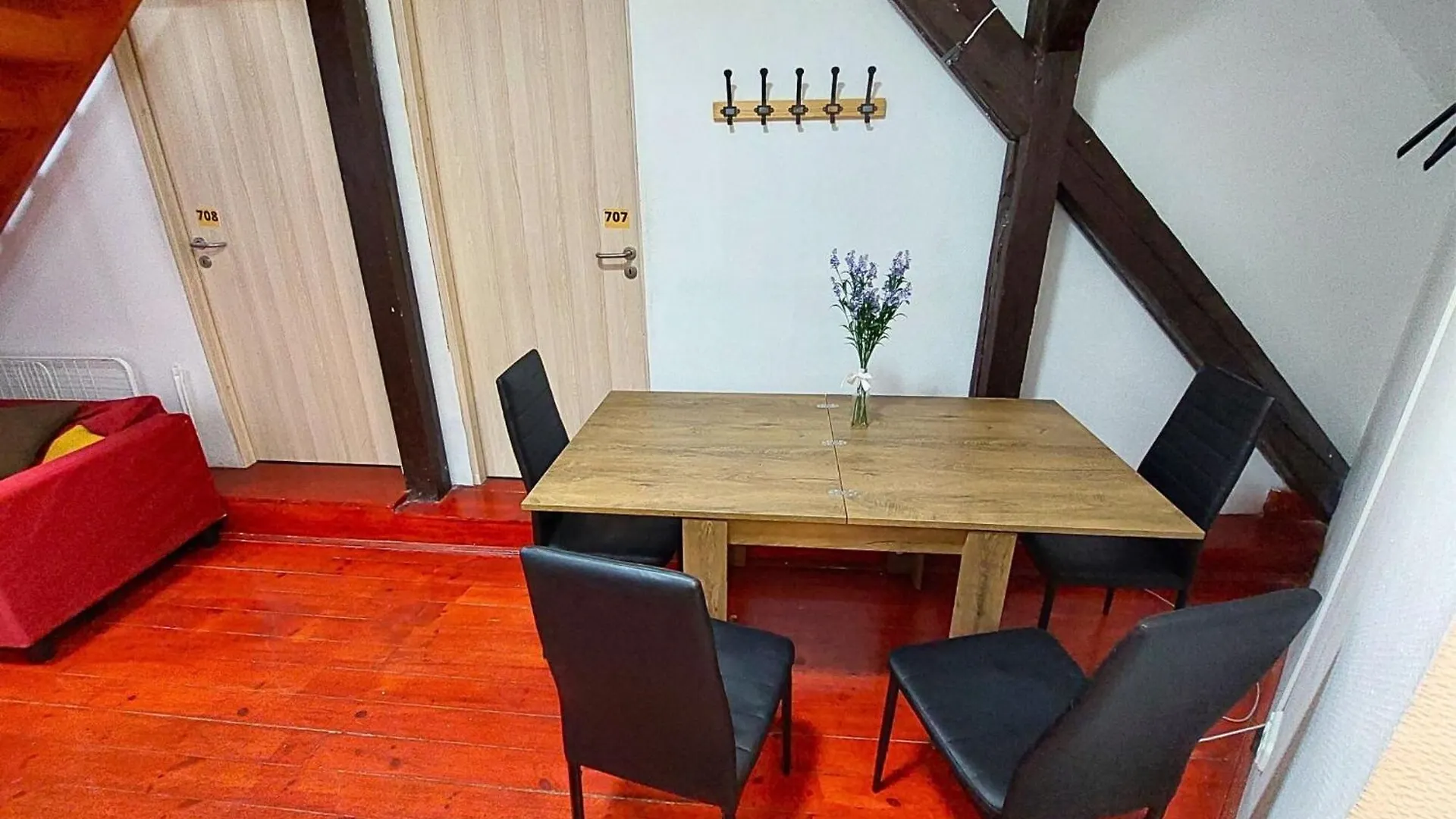 Black Sheep Budapest Smart Rooms Hostal