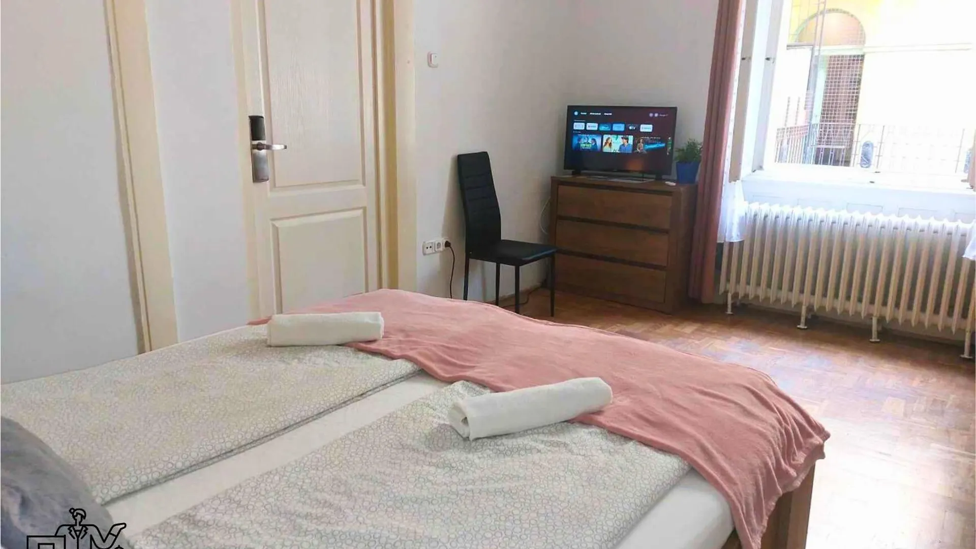Black Sheep Budapest Smart Rooms