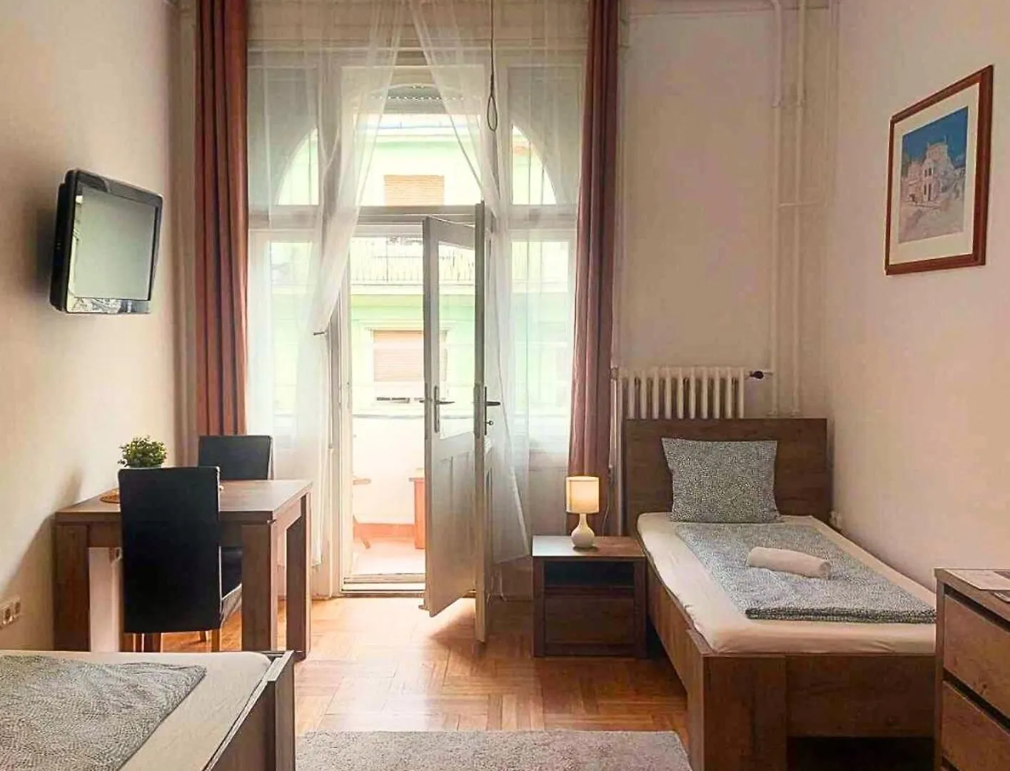 Black Sheep Budapest Smart Rooms